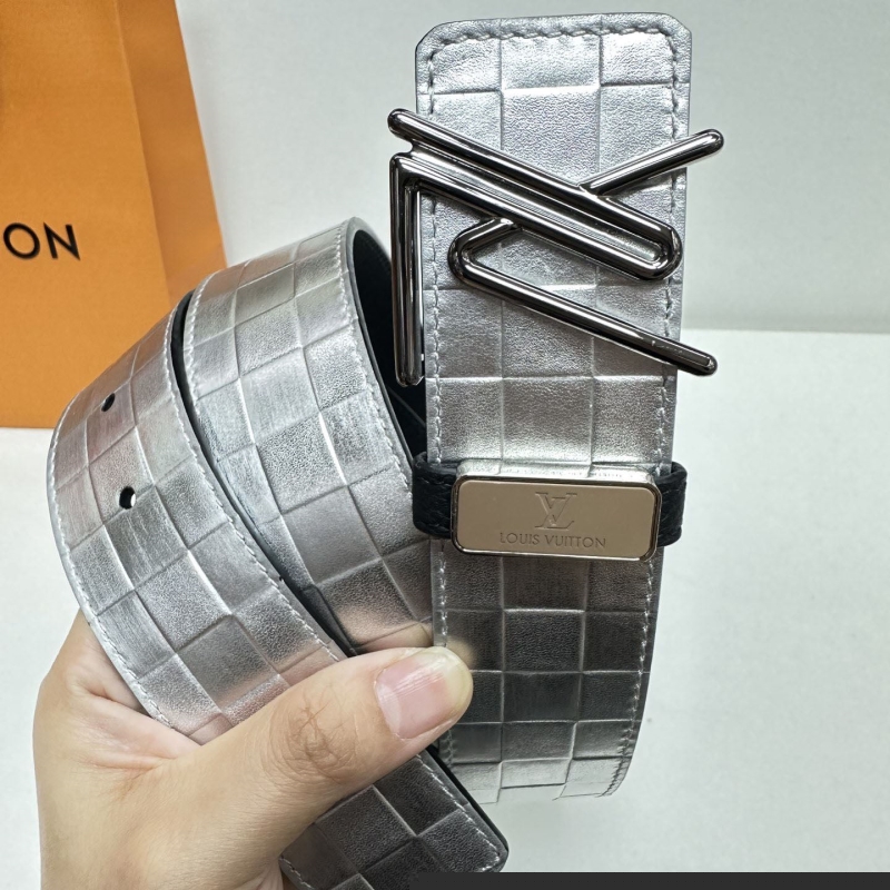 l**is V*t*n belts